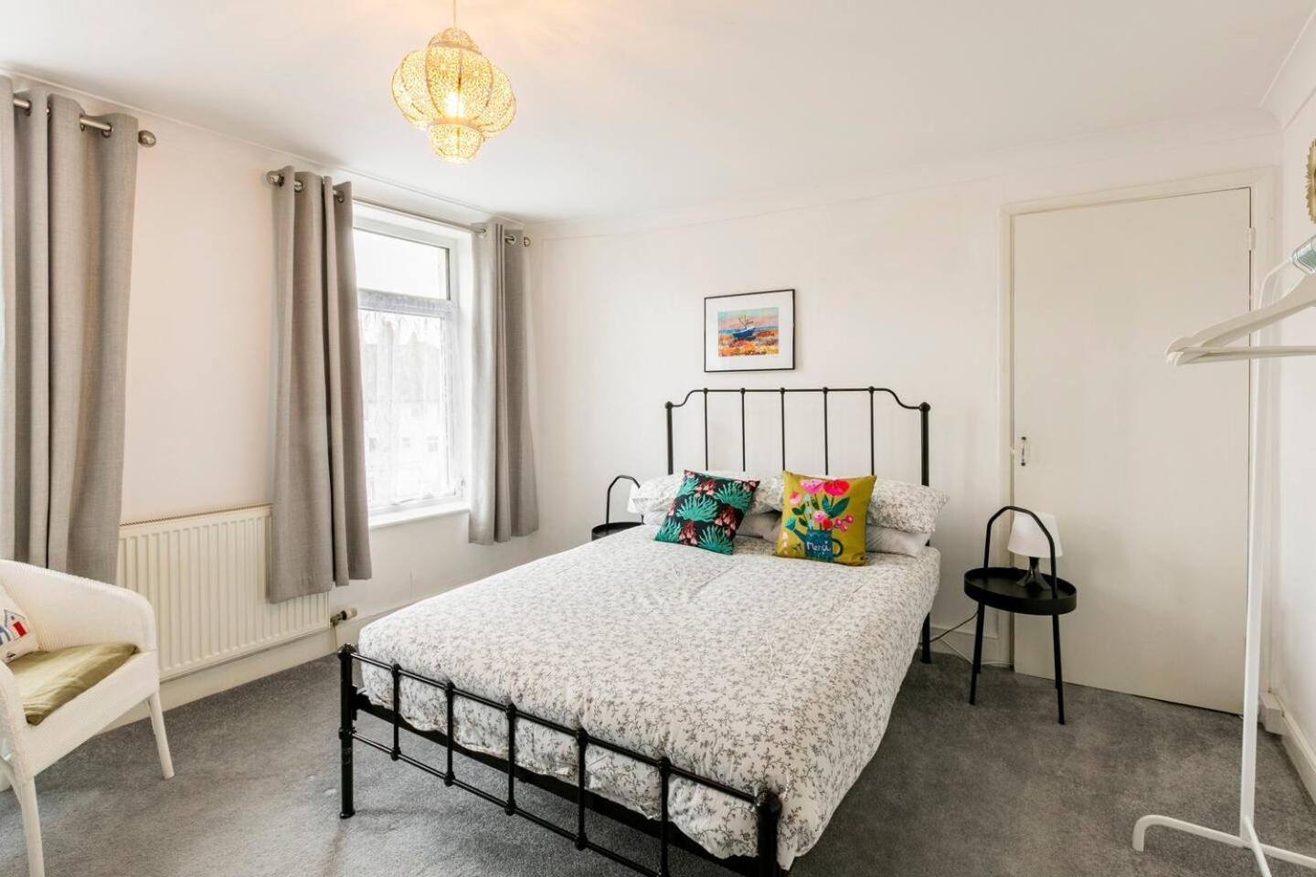 4 Bed Home 3 Mins From Harbour + Sandy Beach Folkestone Buitenkant foto