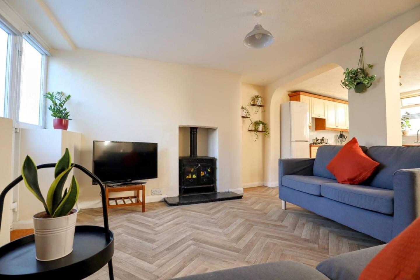 4 Bed Home 3 Mins From Harbour + Sandy Beach Folkestone Buitenkant foto