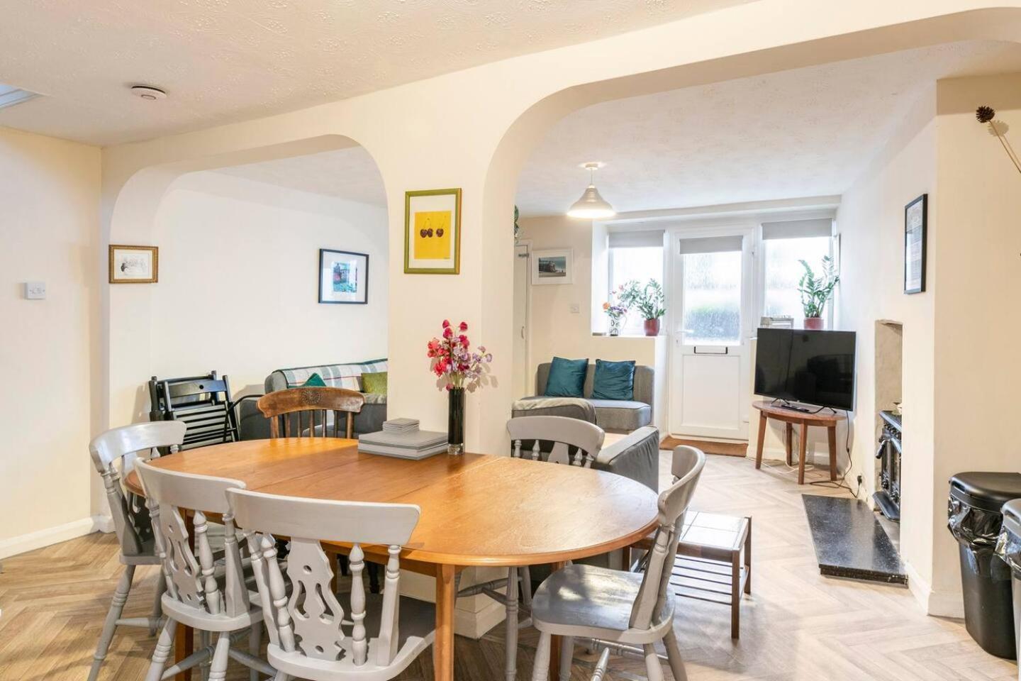 4 Bed Home 3 Mins From Harbour + Sandy Beach Folkestone Buitenkant foto